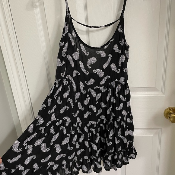 BRANDY MELVILLE rayon sundress - Picture 2 of 6